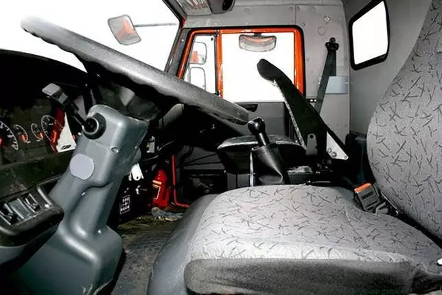 https://gruzovik.biz/sites/default/files/inline-images/KamAZ-43253.jpg