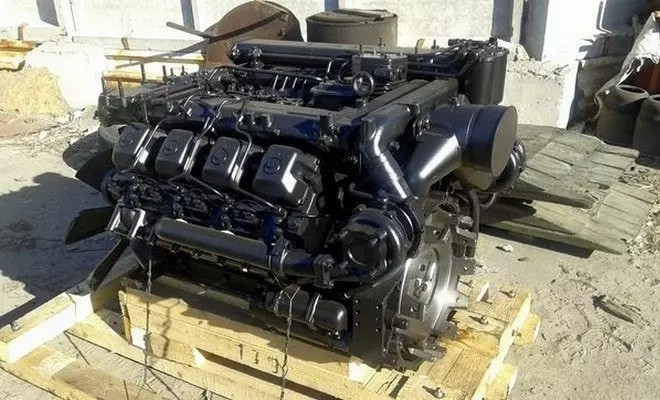 Двигатель КамАЗ-740.11-240