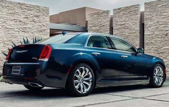 2015 Chrysler 300C