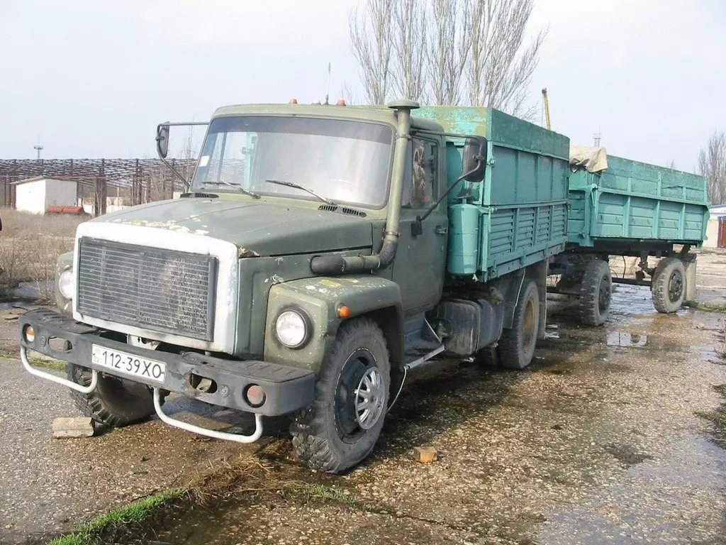 ГАЗ-4301 с прицепом