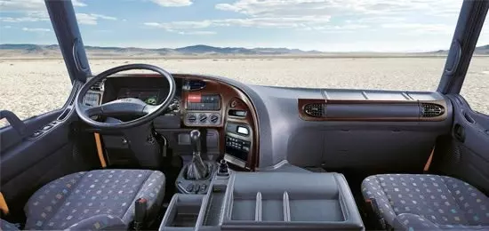 интерьер салона Hyundai HD270