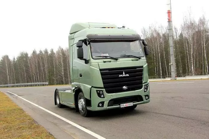 новый маз 5440м9