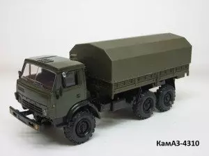 КАМАЗ-4310.
