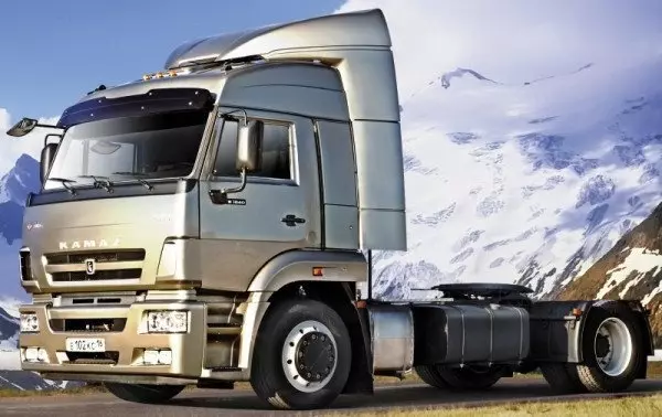 КамАЗ 5460