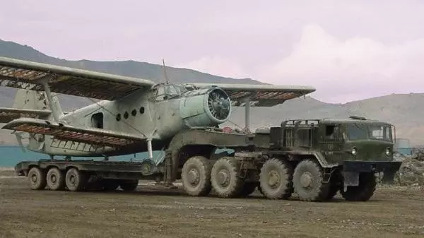 МАЗ-537