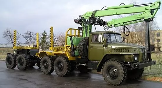 Урал-4320 (лесовоз) на IronHorse.ru