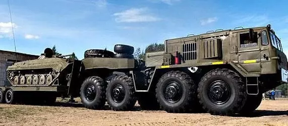 МАЗ-537